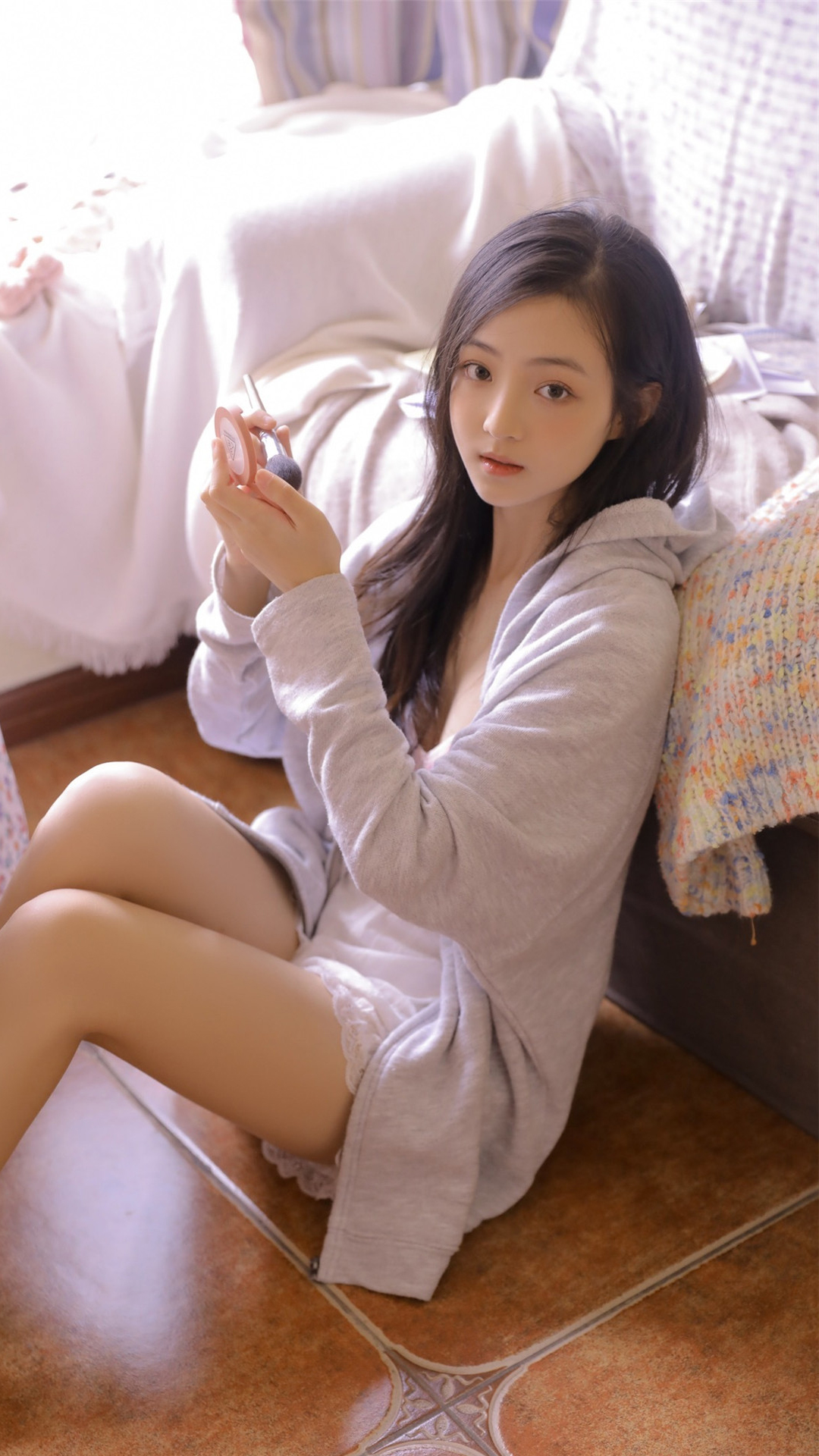 清纯小姐姐居家粉色内衣写真  第6张
