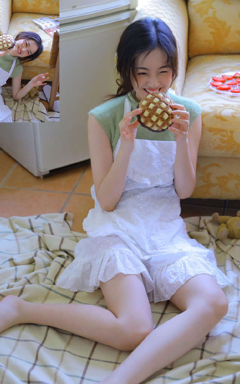 气质家居美女写真  第11张