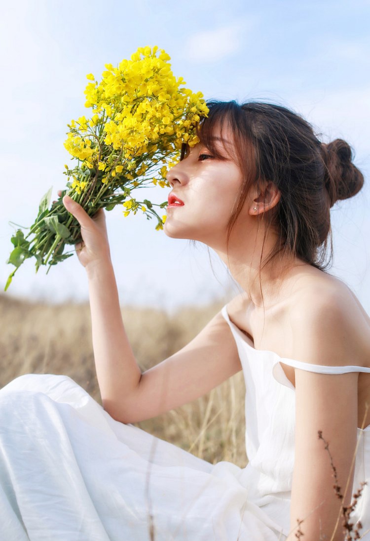 GOGO全球高清大胆美女林子欣性感高跟鞋情趣黑丝袜写真  第22张