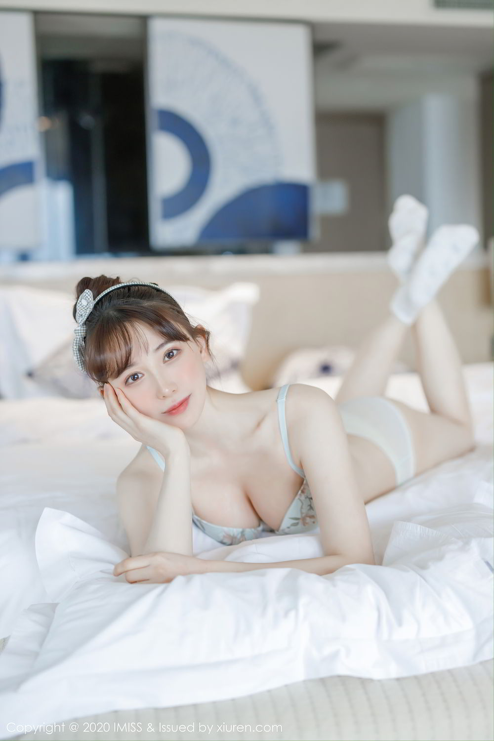 女神！美女Lynn刘奕宁性感内衣三角裤唯美床上写真图集  第12张